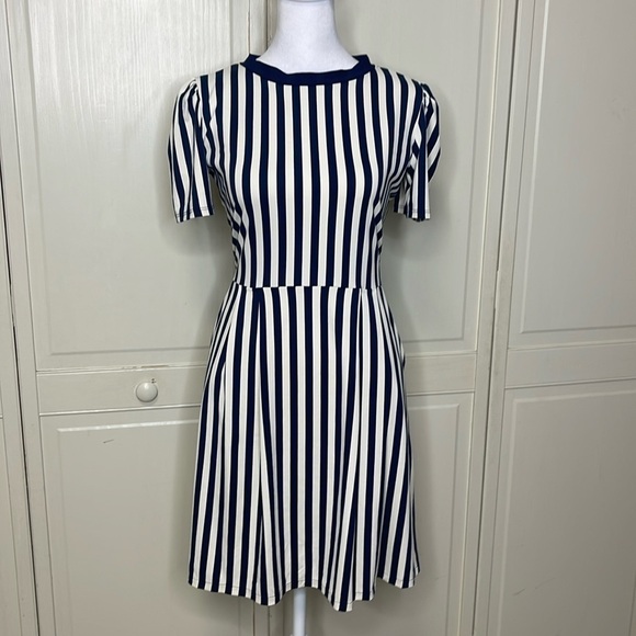 Jude Connally Women’s Navy Blue Striped Midi Dress Size Small - Picture 1 of 10